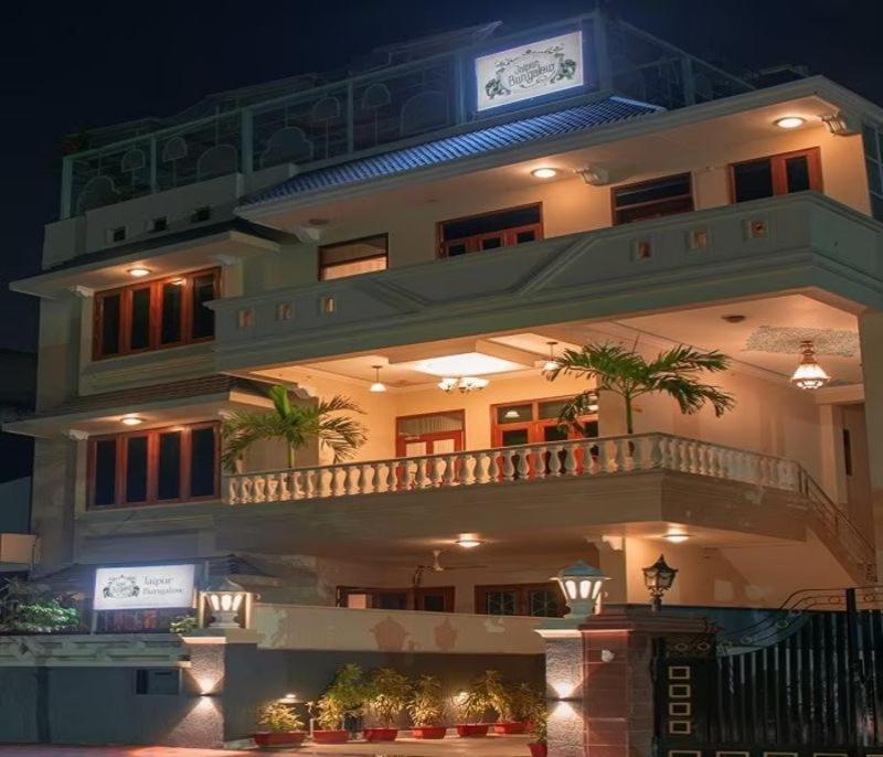 Jaipur Bungalow Hotel Bagian luar foto
